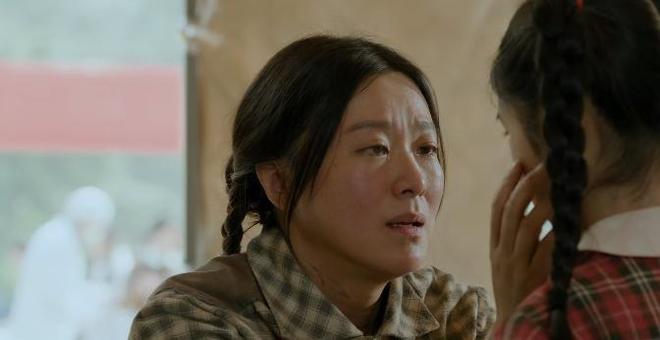 脸撞肿了会毁容吗_脸撞肿怎么办_