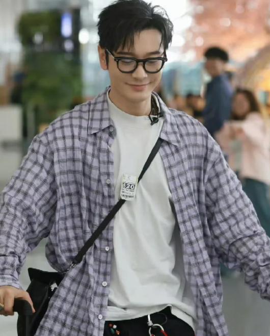 _《中餐厅9》出发，集半个娱乐圈，看完阵容我想说：可别再翻车了_《中餐厅9》出发，集半个娱乐圈，看完阵容我想说：可别再翻车了