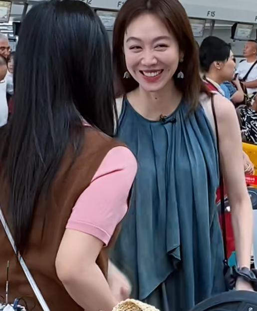 《中餐厅9》出发，集半个娱乐圈，看完阵容我想说：可别再翻车了_《中餐厅9》出发，集半个娱乐圈，看完阵容我想说：可别再翻车了_