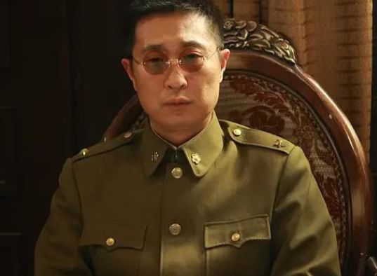 _谍战剧双谍王_高清谍战剧潜伏第13集