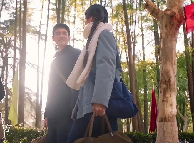 _《纯真年代的爱情》大结局，凌漪出轨离婚，冯琳被开除，费霓圆梦_《纯真年代的爱情》大结局，凌漪出轨离婚，冯琳被开除，费霓圆梦