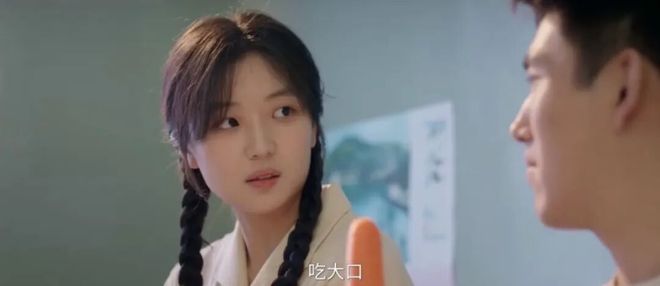 _光线小花_由于有光线什么到我们的眼睛