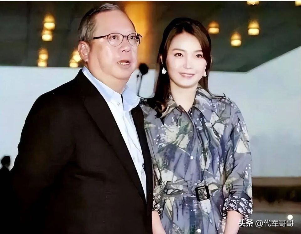 她8岁拿下金马奖，24岁嫁入百亿豪门，40岁带着4亿离婚费潇洒转身__她8岁拿下金马奖，24岁嫁入百亿豪门，40岁带着4亿离婚费潇洒转身