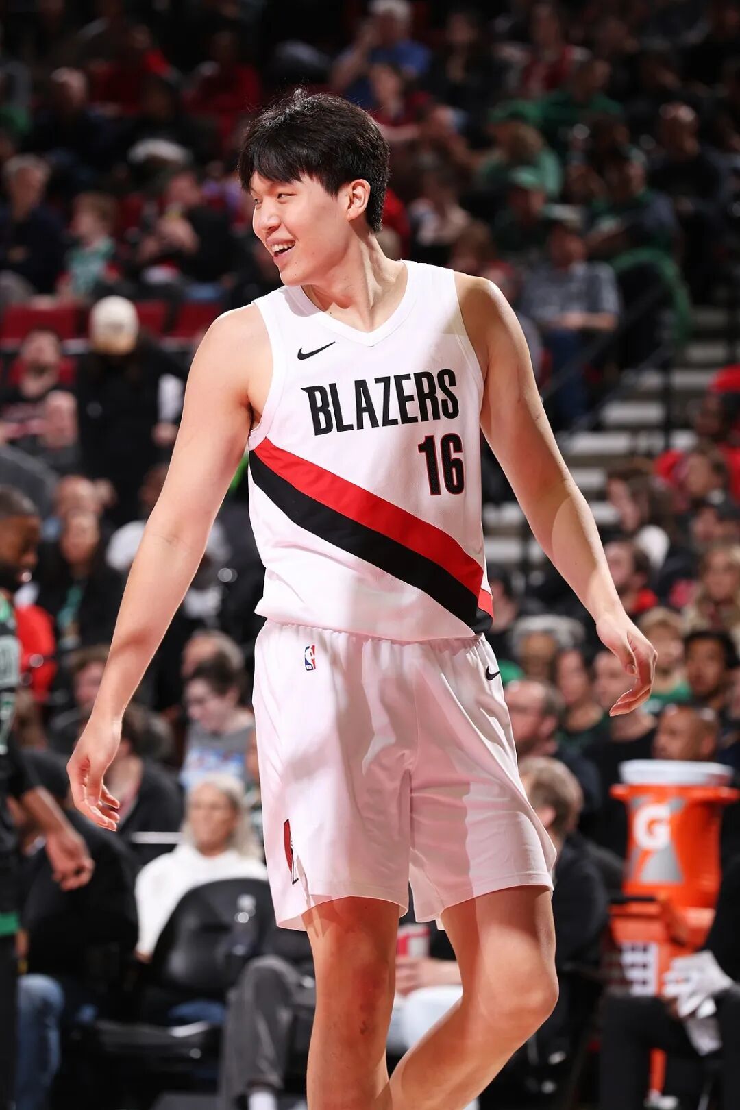 _森航男篮_林葳签约同曦