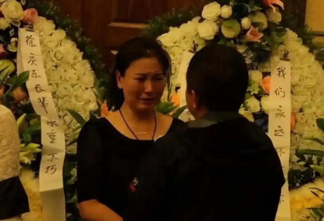 _未婚生女、靠导演上位？《重案六组》翻拍，王茜的含金量还在上升_未婚生女、靠导演上位？《重案六组》翻拍，王茜的含金量还在上升