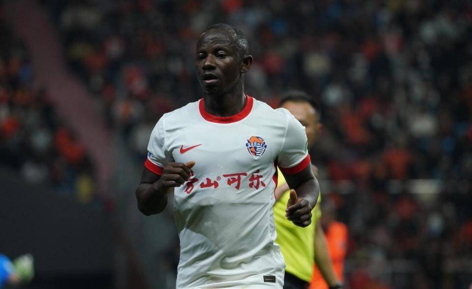 中超进球终身宣签球队球员名单_中超球员总进球射手榜排名_