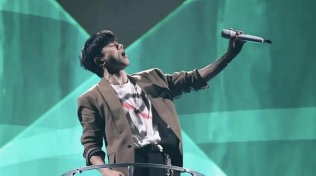 张杰薛之谦土油网友说的是什么__张杰跟薛之谦谁火