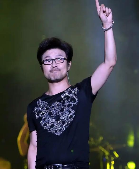 章子怡和汪峰领证了么_章子怡选择汪峰_