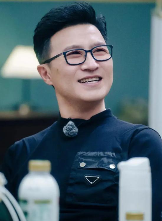 章子怡和汪峰领证了么__章子怡选择汪峰