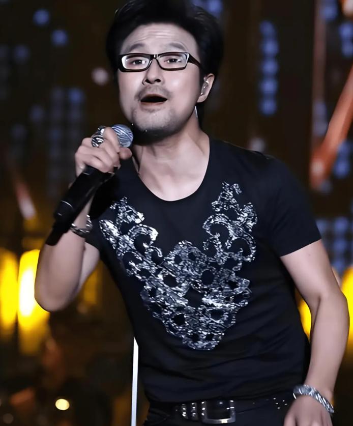 章子怡和汪峰领证了么_章子怡选择汪峰_