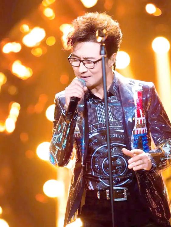 章子怡和汪峰领证了么_章子怡选择汪峰_