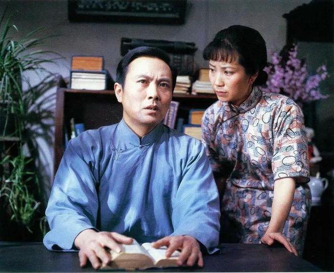 _当年代剧只剩爱情与日常，我们究竟还在看什么？_当年代剧只剩爱情与日常，我们究竟还在看什么？