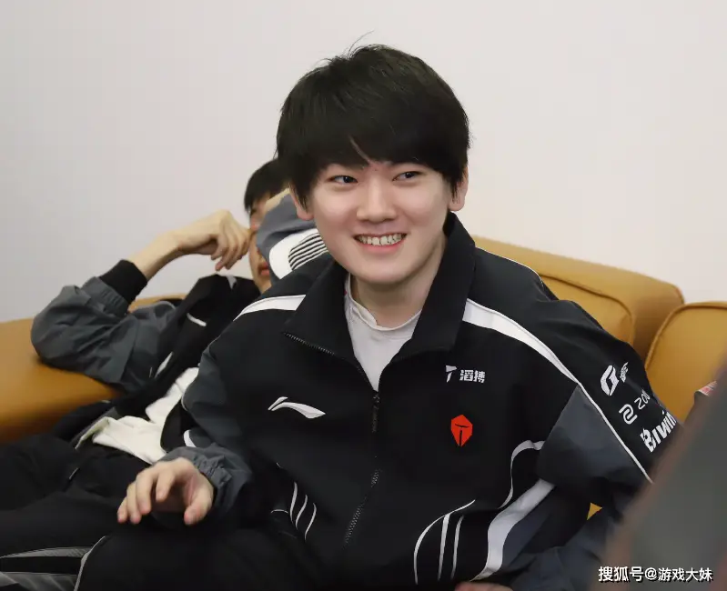 _打野现状视频_主播打野直播