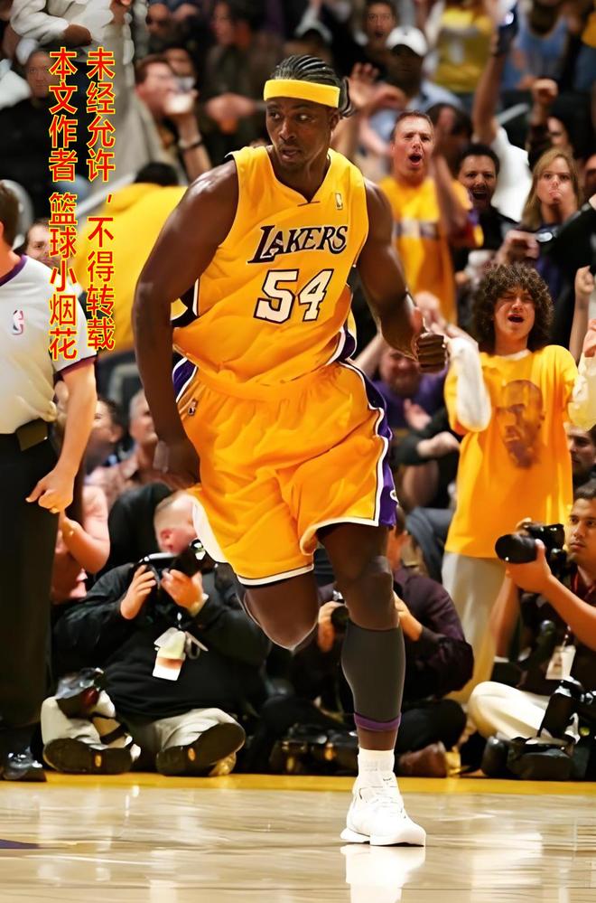 科比球迷群_科比群鹰事件什么情况_