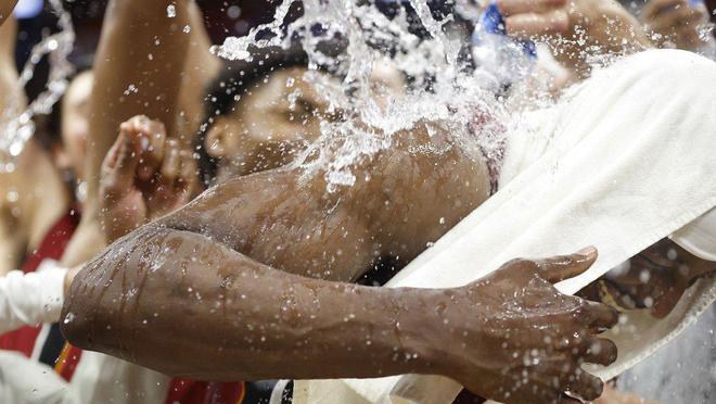 科比被雷霆横扫_科比vs雷霆_