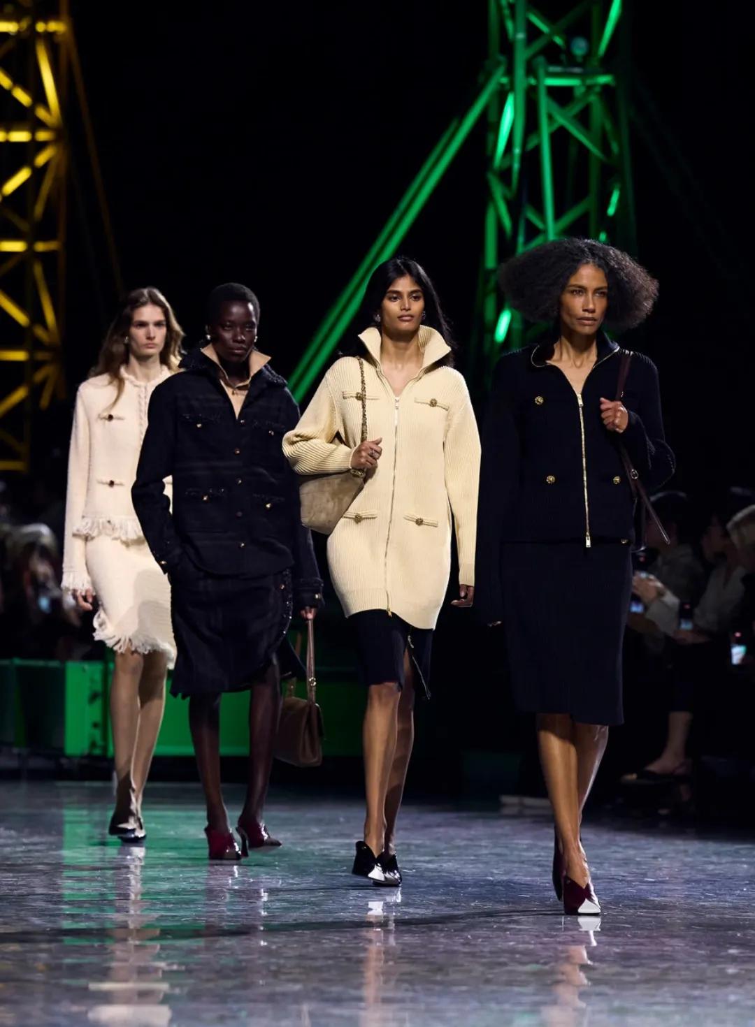 香奈儿2021只有一个人看秀_香奈儿封面女郎_