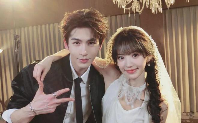 又飒又美的女生_颜值清新_