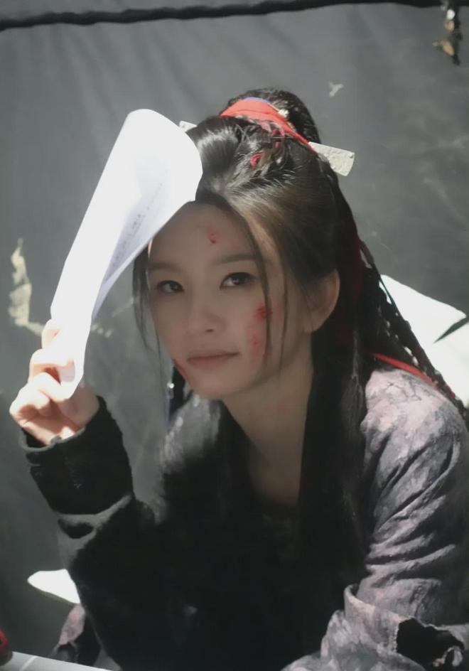 _颜值清新_又飒又美的女生