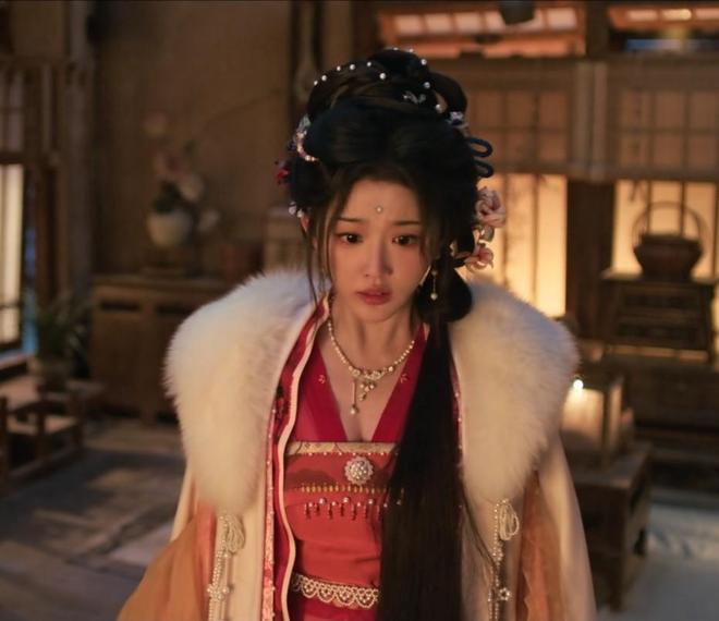 孔雪儿和许和琪谁美__蜜蜂少女队孔雪儿