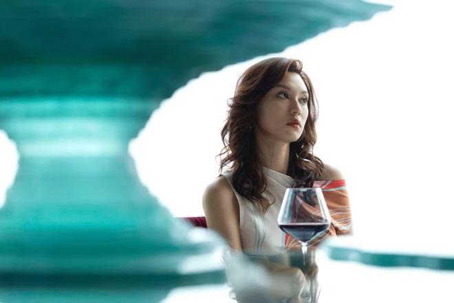 妮妮声优_范冰冰对待工作很认真_